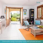 Safran By Hmr Holidays *